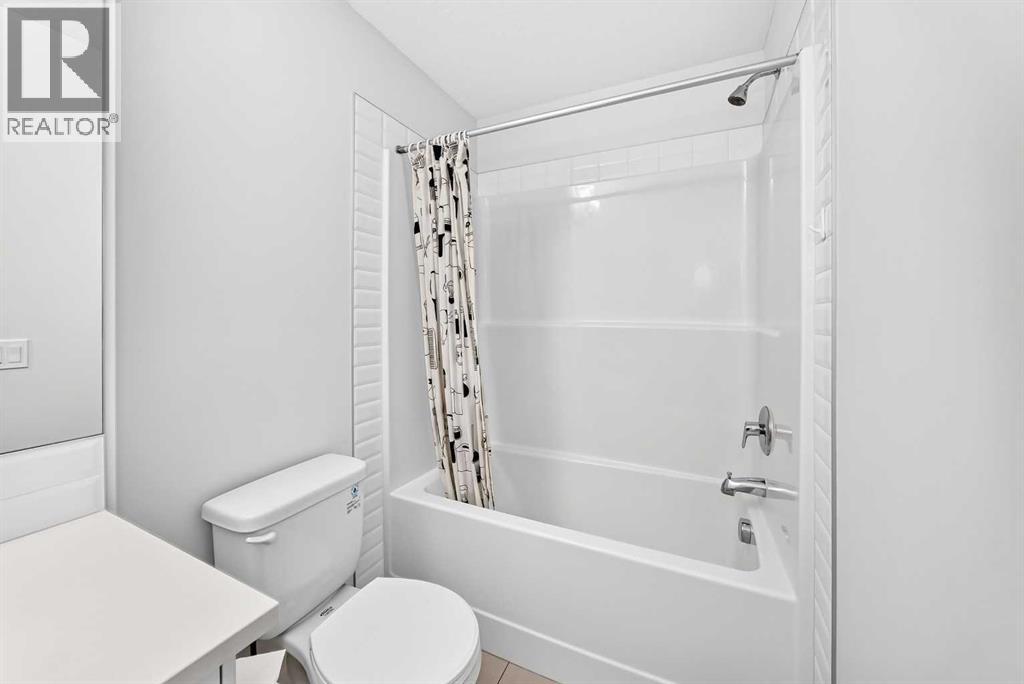 208, 15 Evanscrest Park NW