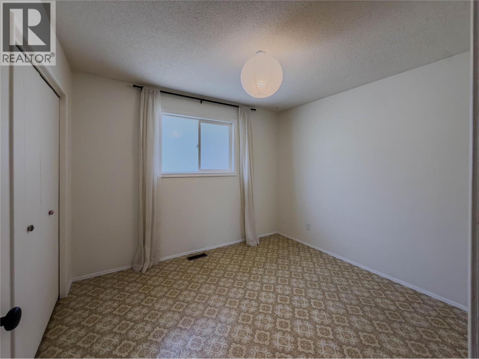 1595 Mt Dufferin Avenue, Kamloops, British Columbia  V2E 1A8 - Photo 16 - 10402062