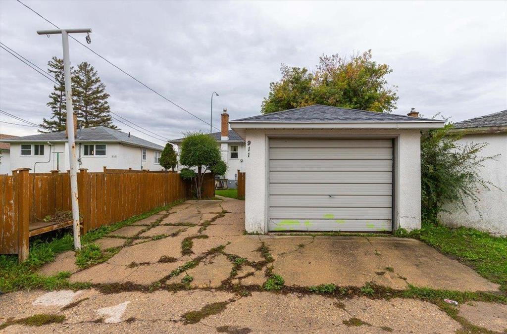 911 Nairn Avenue, Winnipeg, Manitoba  R2L 0X9 - Photo 26 - 202624324