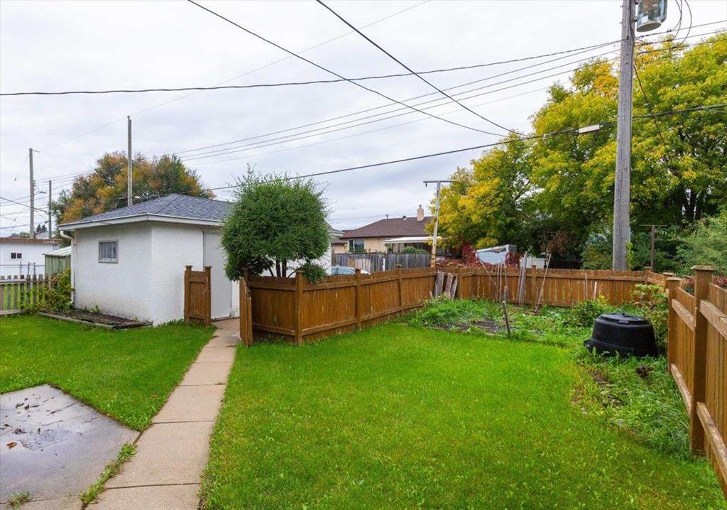 911 Nairn Avenue, Winnipeg, Manitoba  R2L 0X9 - Photo 21 - 202624324