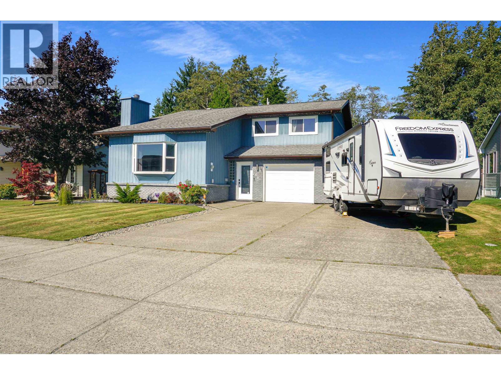 66 BANYAY STREET, Kitimat, British Columbia