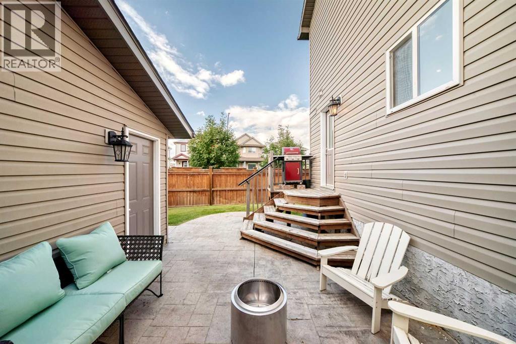 265 Everglen Rise SW