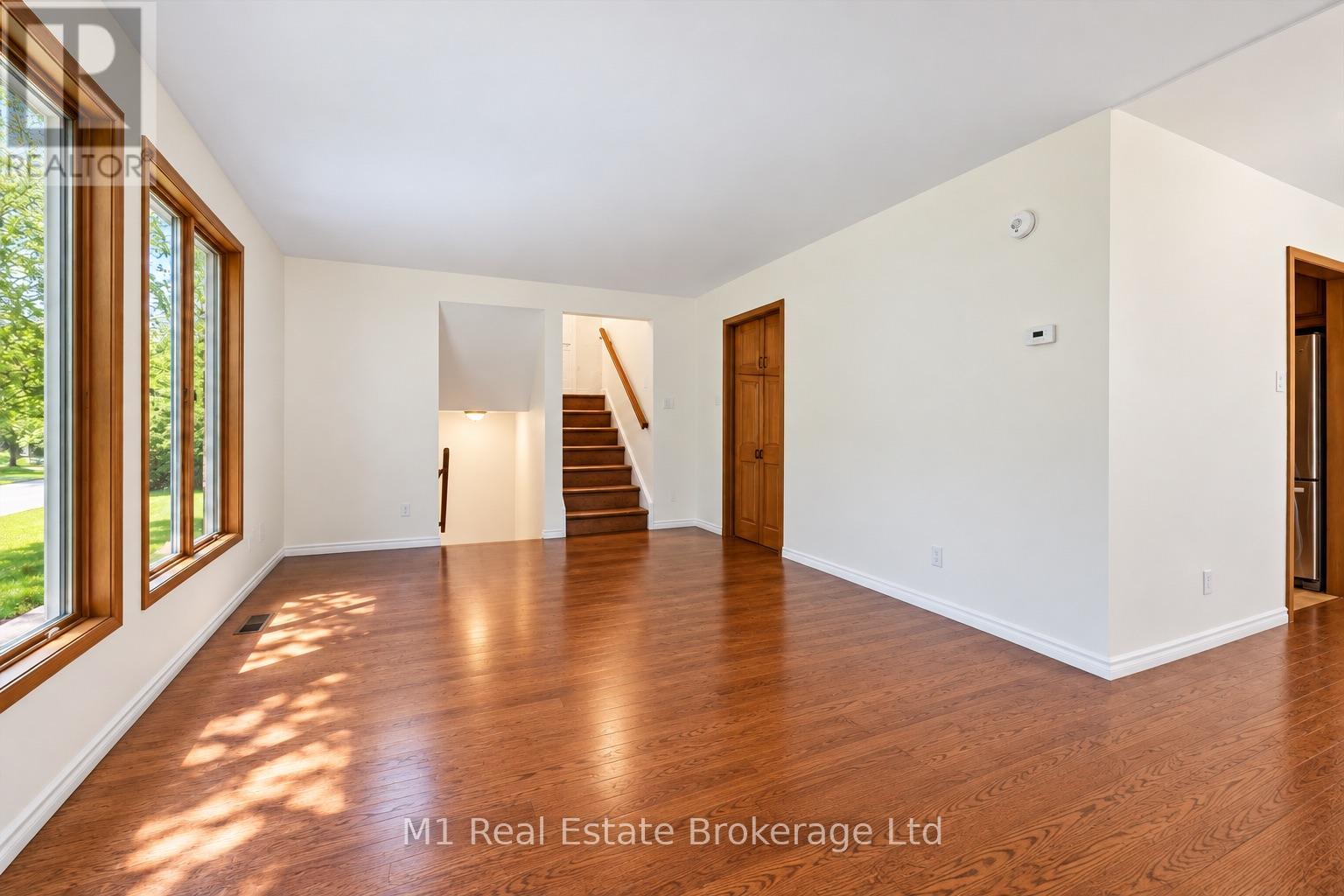 610 St David Street S, Centre Wellington, Ontario  N1M 2L9 - Photo 11 - X13735072