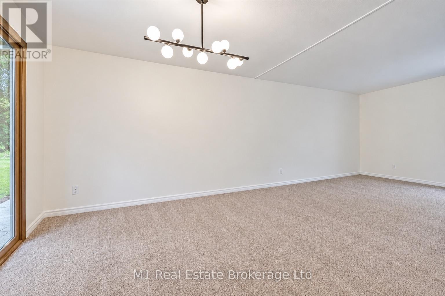 610 St David Street S, Centre Wellington, Ontario  N1M 2L9 - Photo 13 - X13735072