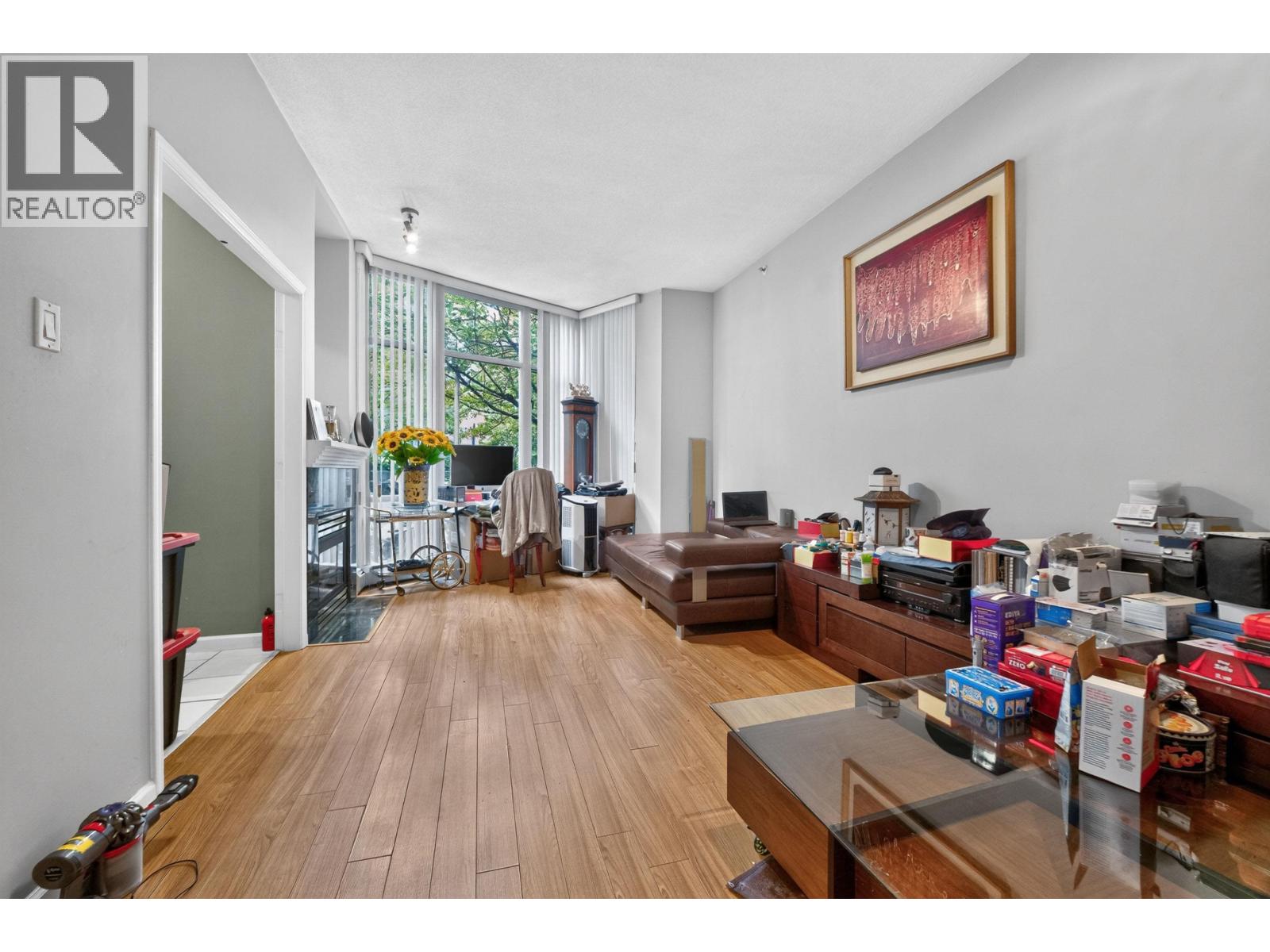 Th108 1288 Marinaside Crescent, Vancouver, British Columbia  V6Z 2W5 - Photo 2 - R3170359