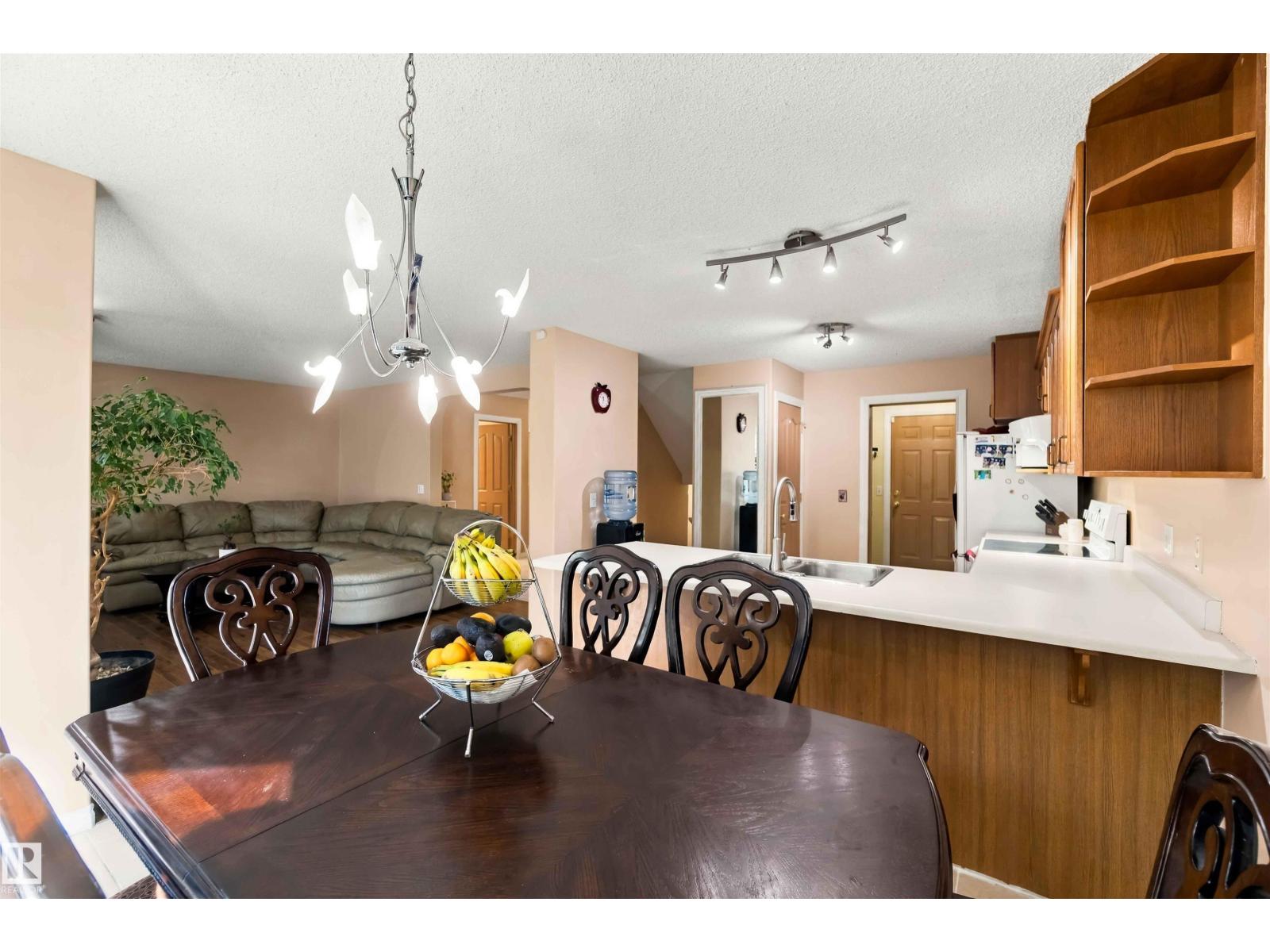 50 WESTWOOD WY