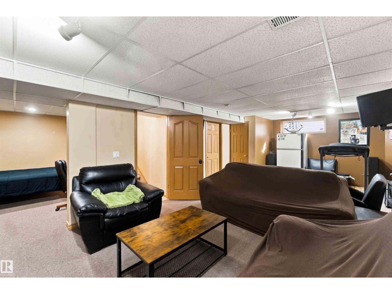 50 WESTWOOD WY