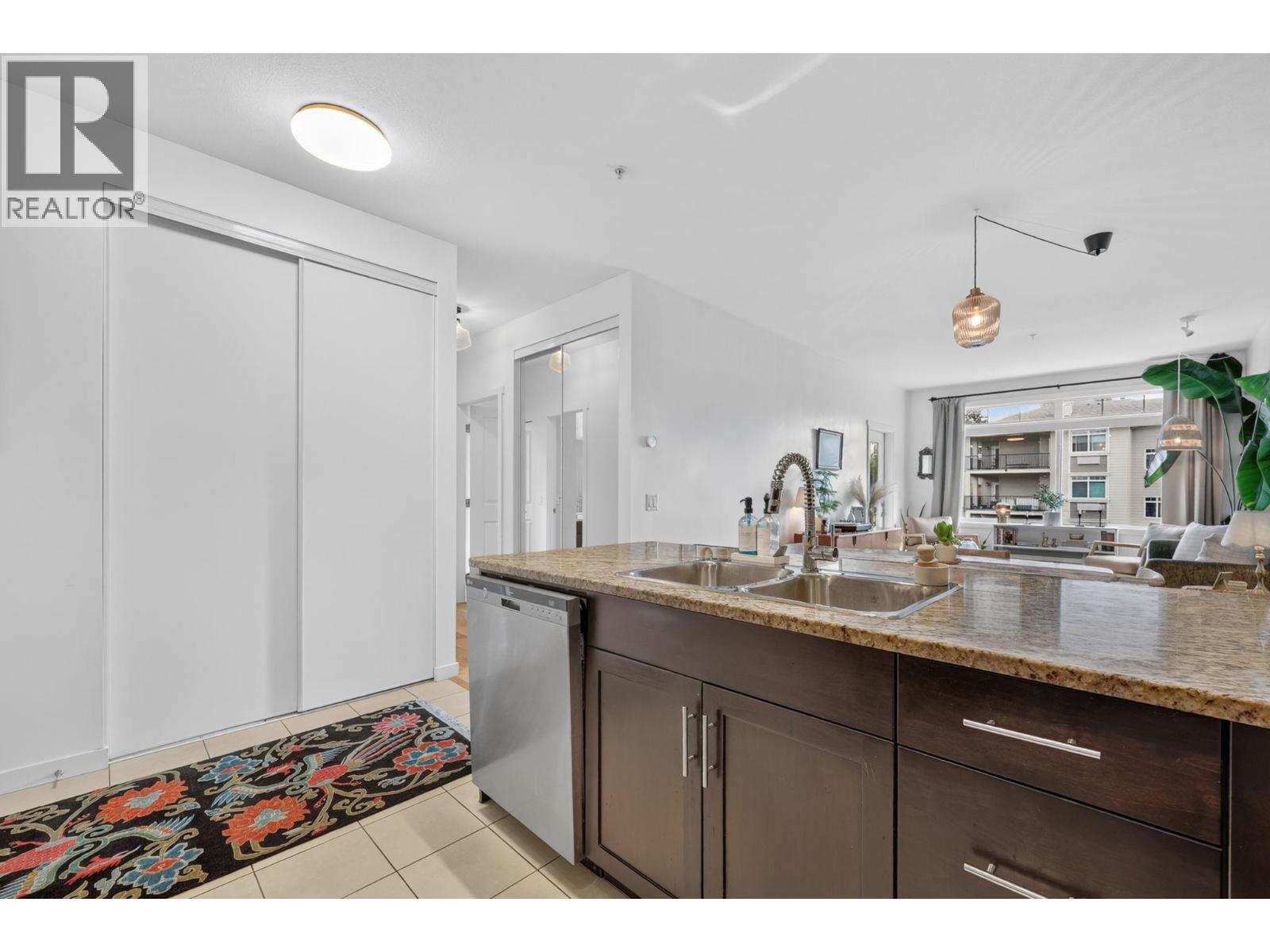 1350 Ridgeway Drive Unit# 302, Kelowna, British Columbia  V1Y 9T8 - Photo 10 - 10401670
