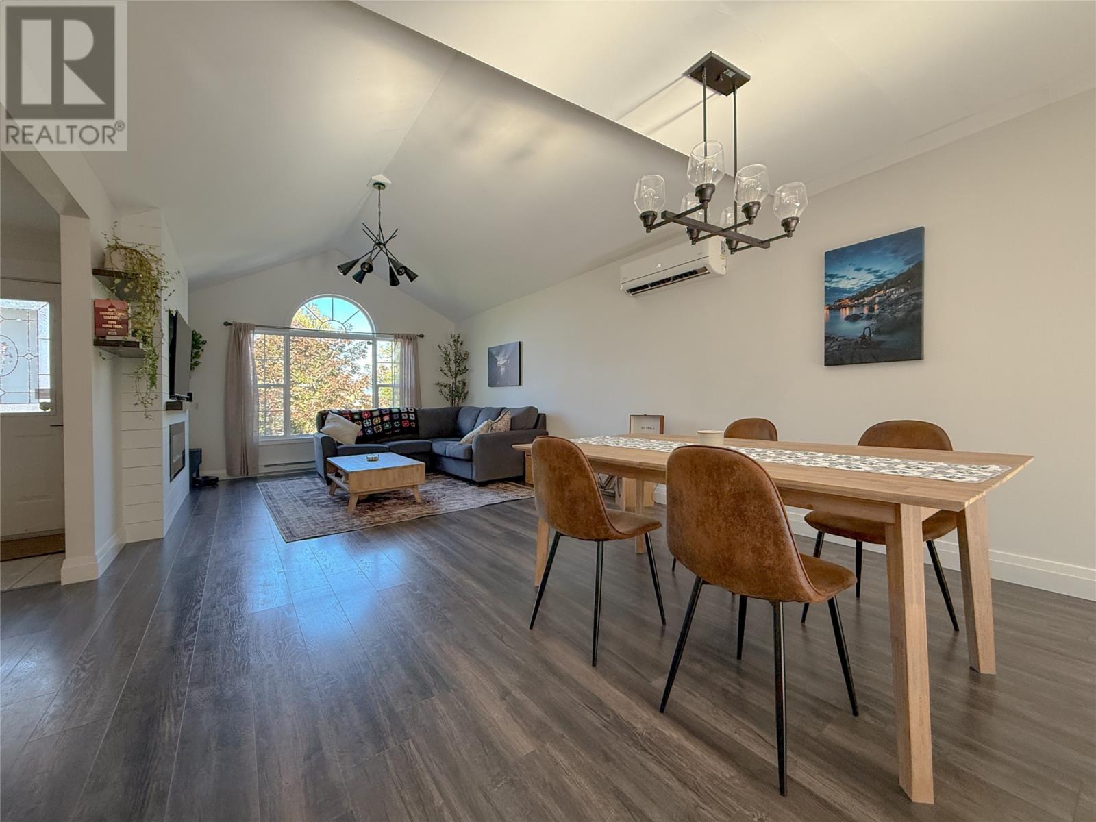 20 Lakeshore Drive, Pasadena — photo 10