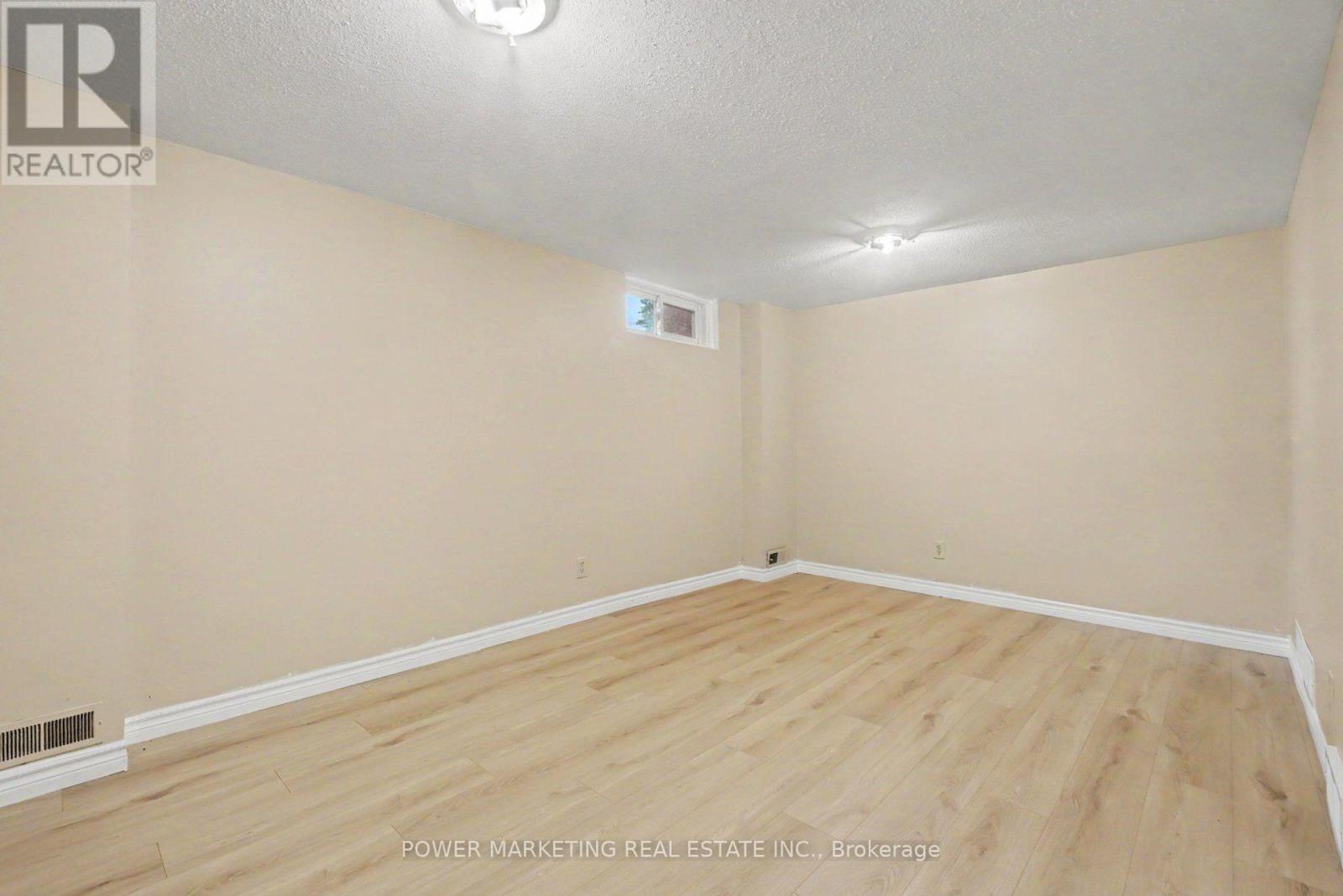 1781 Lamoureux Drive, Ottawa, Ontario  K1E 2N5 - Photo 12 - X13840186