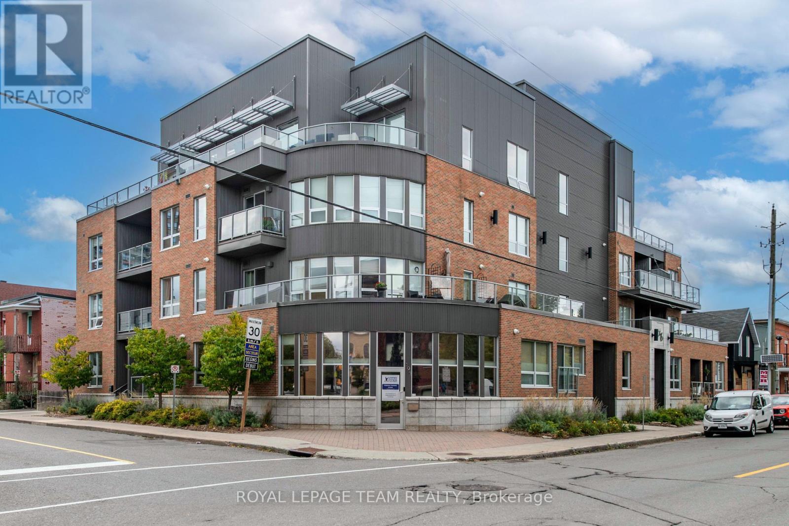 102 - 390 BOOTH STREET, Ottawa, Ontario