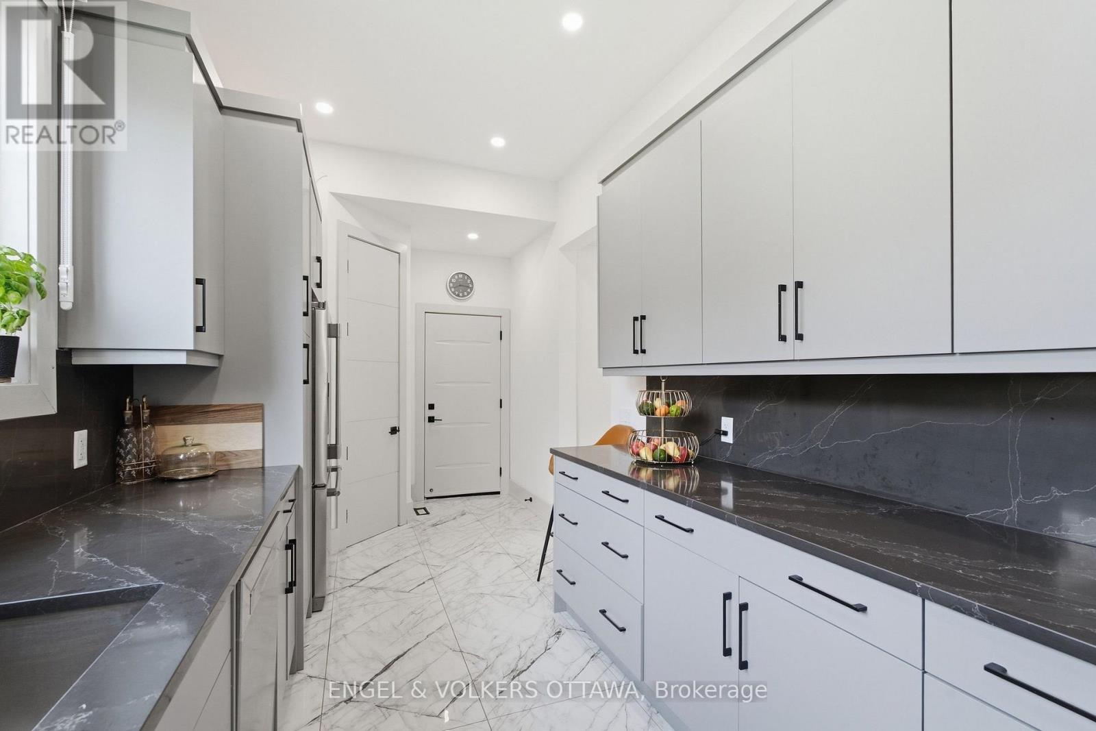 1057 Green Jacket Crescent, Ottawa, Ontario  K4P 0G6 - Photo 41 - X13840300
