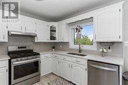 177 Flamingo Drive, Thunder Bay, Ontario  P7B 6K3 - Photo 8 - X13840218