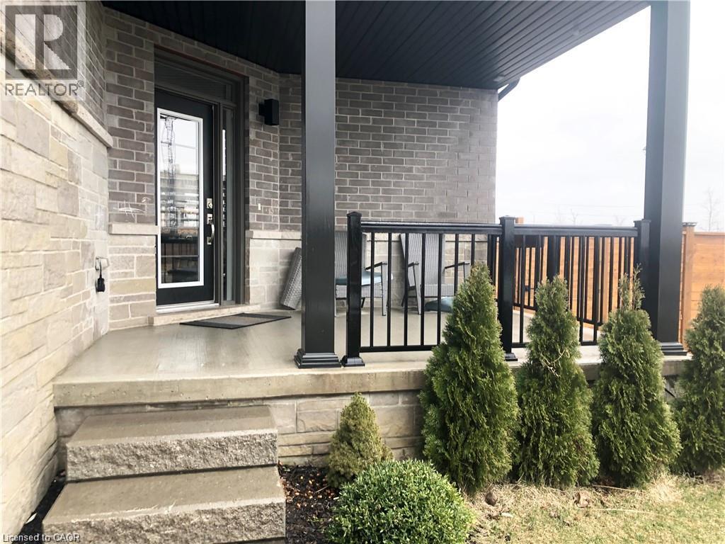 119 Greenwich Avenue, Stoney Creek, Ontario  L8J 0L6 - Photo 3 - 40867467