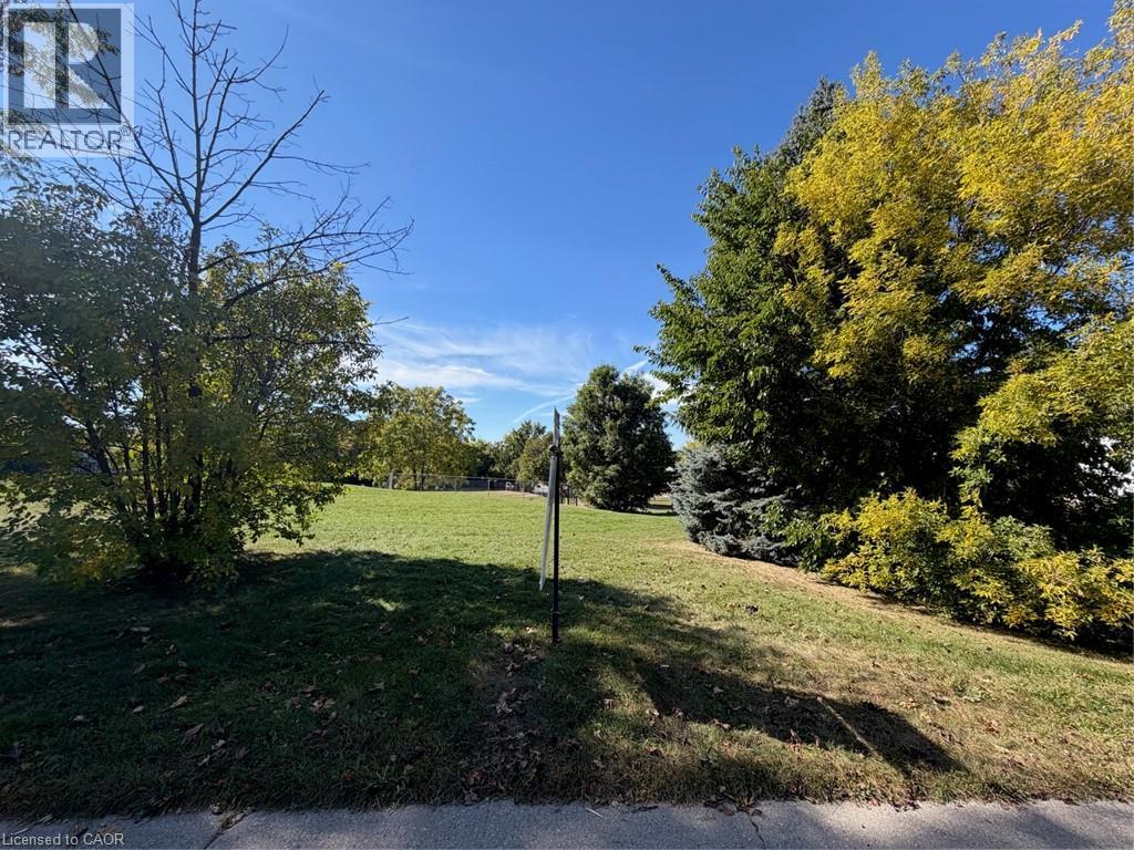 36 Lauris Avenue, Cambridge, Ontario  N1R 5L4 - Photo 4 - 40867018