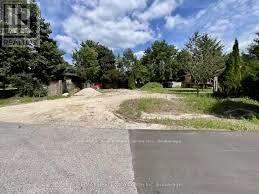 28 Malvern Crescent, Guelph, Ontario  N1L 1G8 - Photo 1 - X13840220