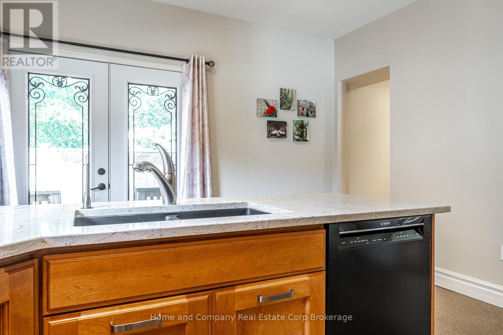 252 Albert Street, Stratford, Ontario N5A 3K9 - Photo 22 - X13840246