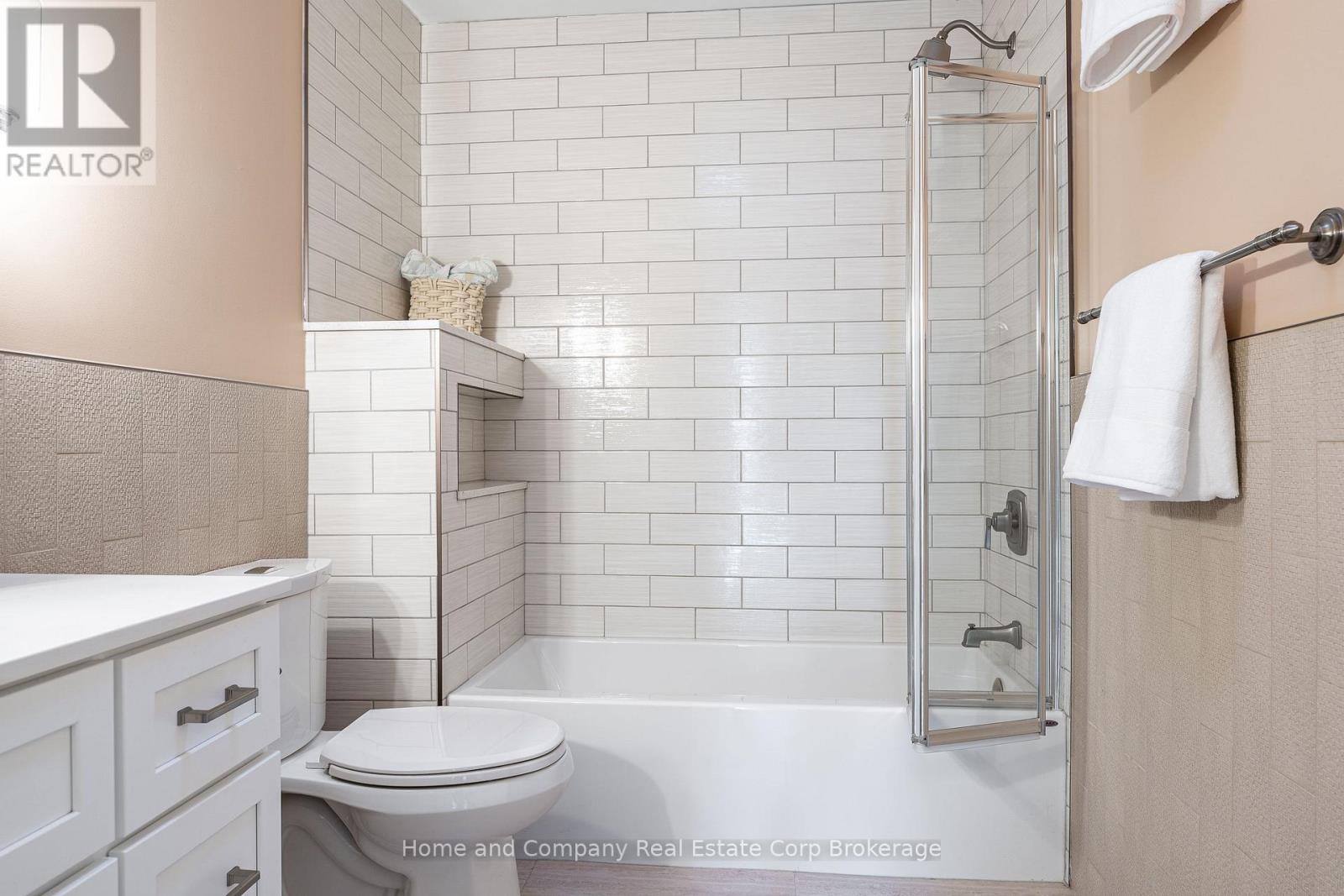 252 Albert Street, Stratford, Ontario N5A 3K9 - Photo 35 - X13840246