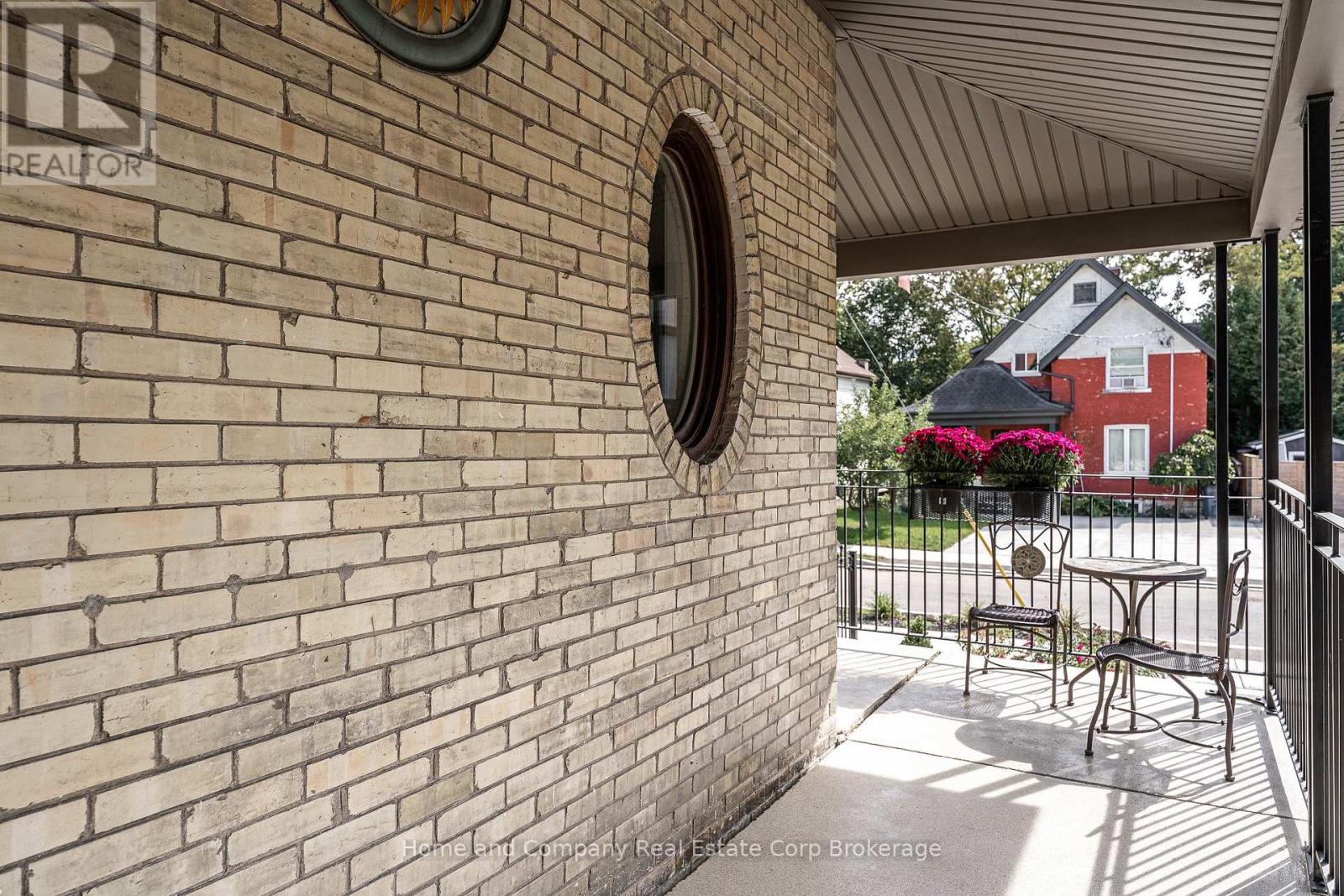 252 Albert Street, Stratford, Ontario N5A 3K9 - Photo 5 - X13840246