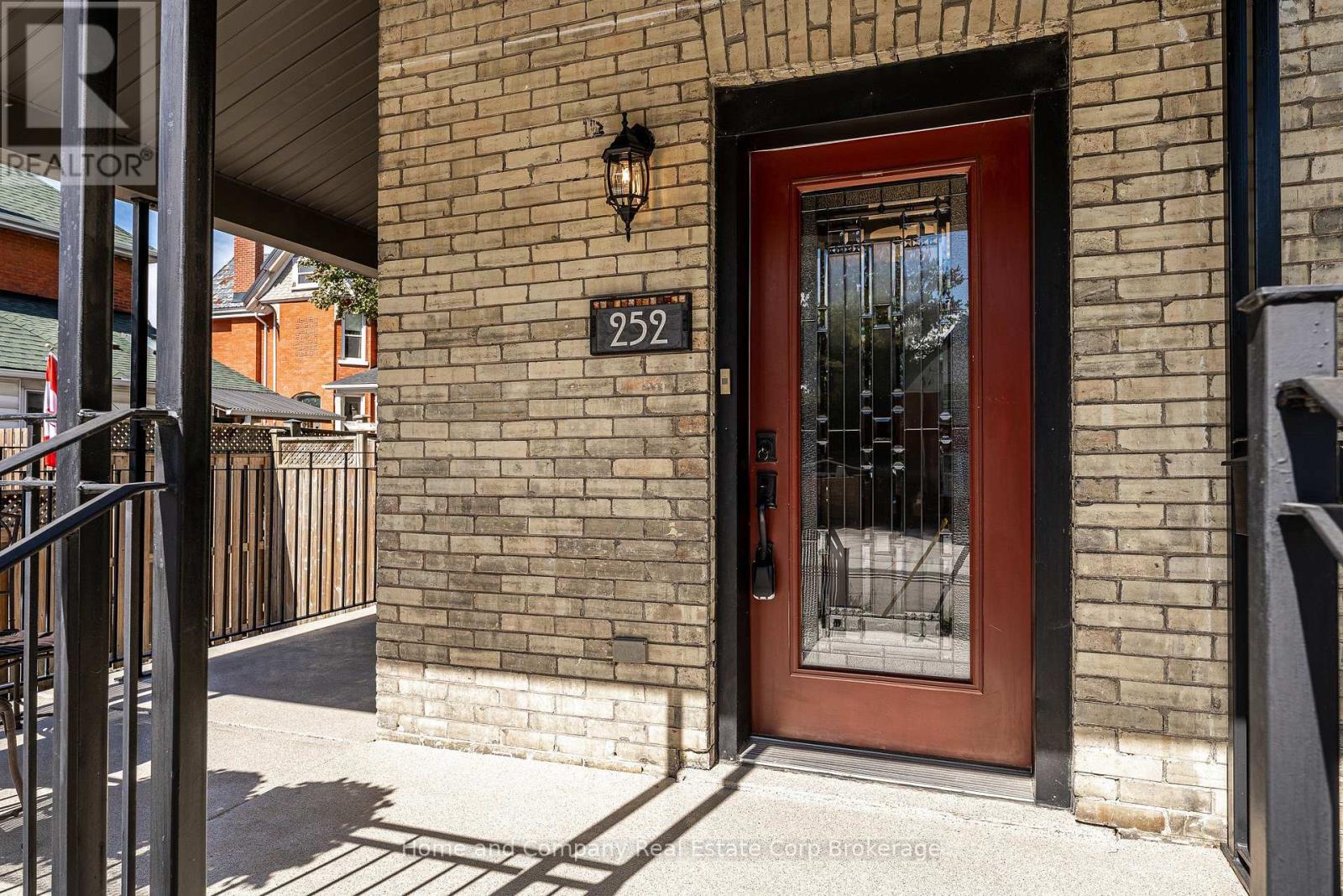 252 Albert Street, Stratford, Ontario N5A 3K9 - Photo 6 - X13840246