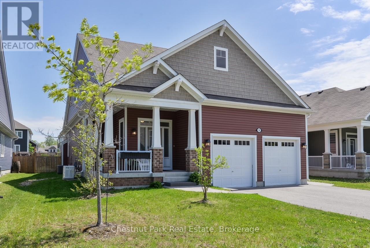 5 Hunter Place, Bracebridge, Ontario  P1L 0C9 - Photo 1 - X13840340