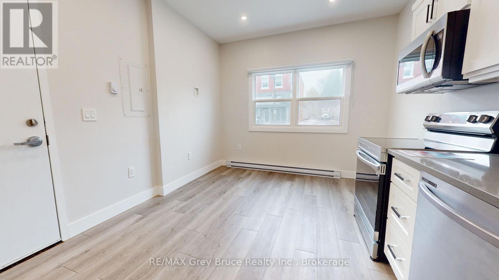 Unit 3 - 39 1st Avenue S, Arran-Elderslie, Ontario  N0G 1L0 - Photo 2 - X13840380
