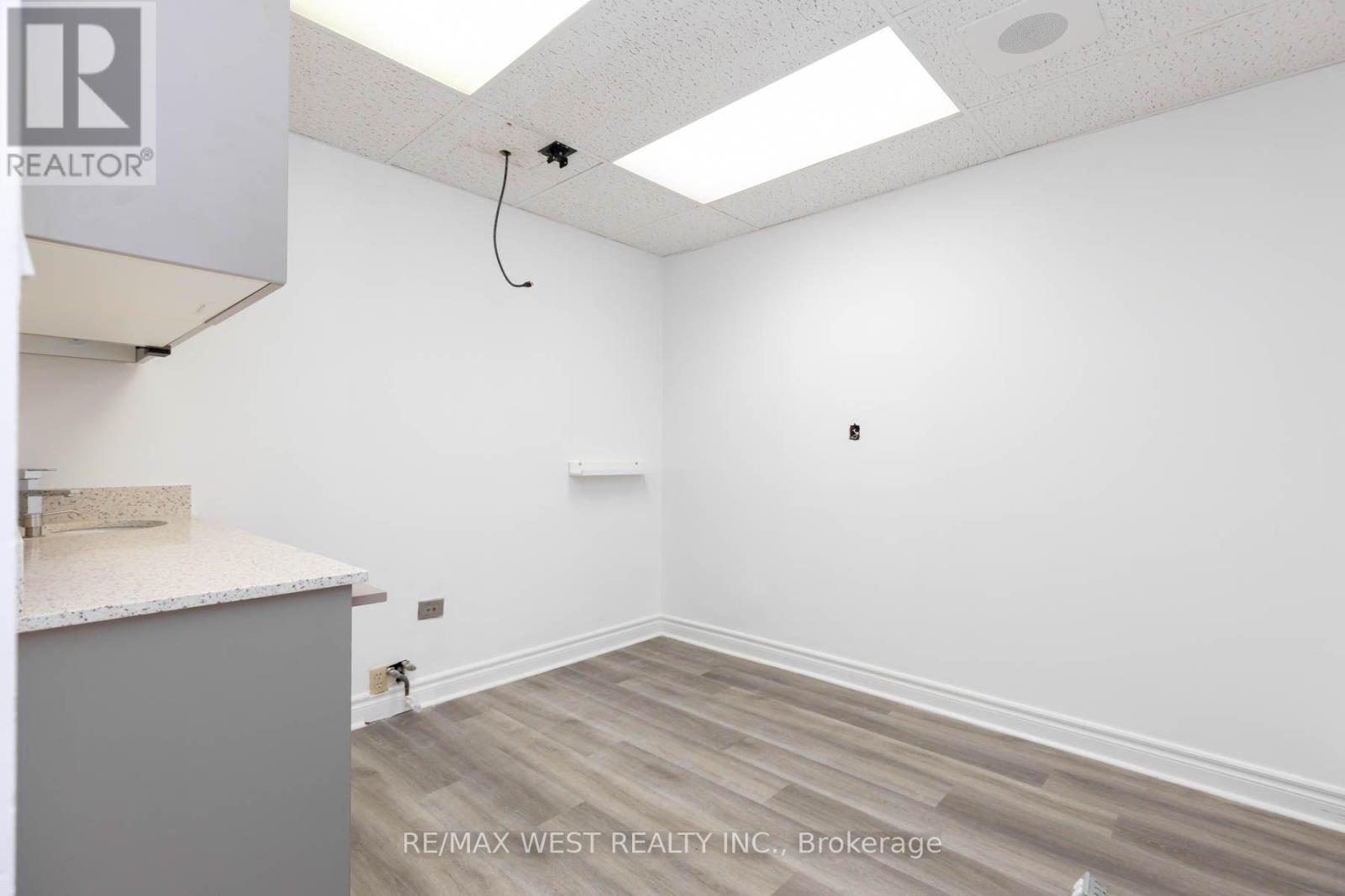Main Floor - 1083 Bloor Street W, Toronto, Ontario  M6H 1M5 - Photo 10 - C13840192