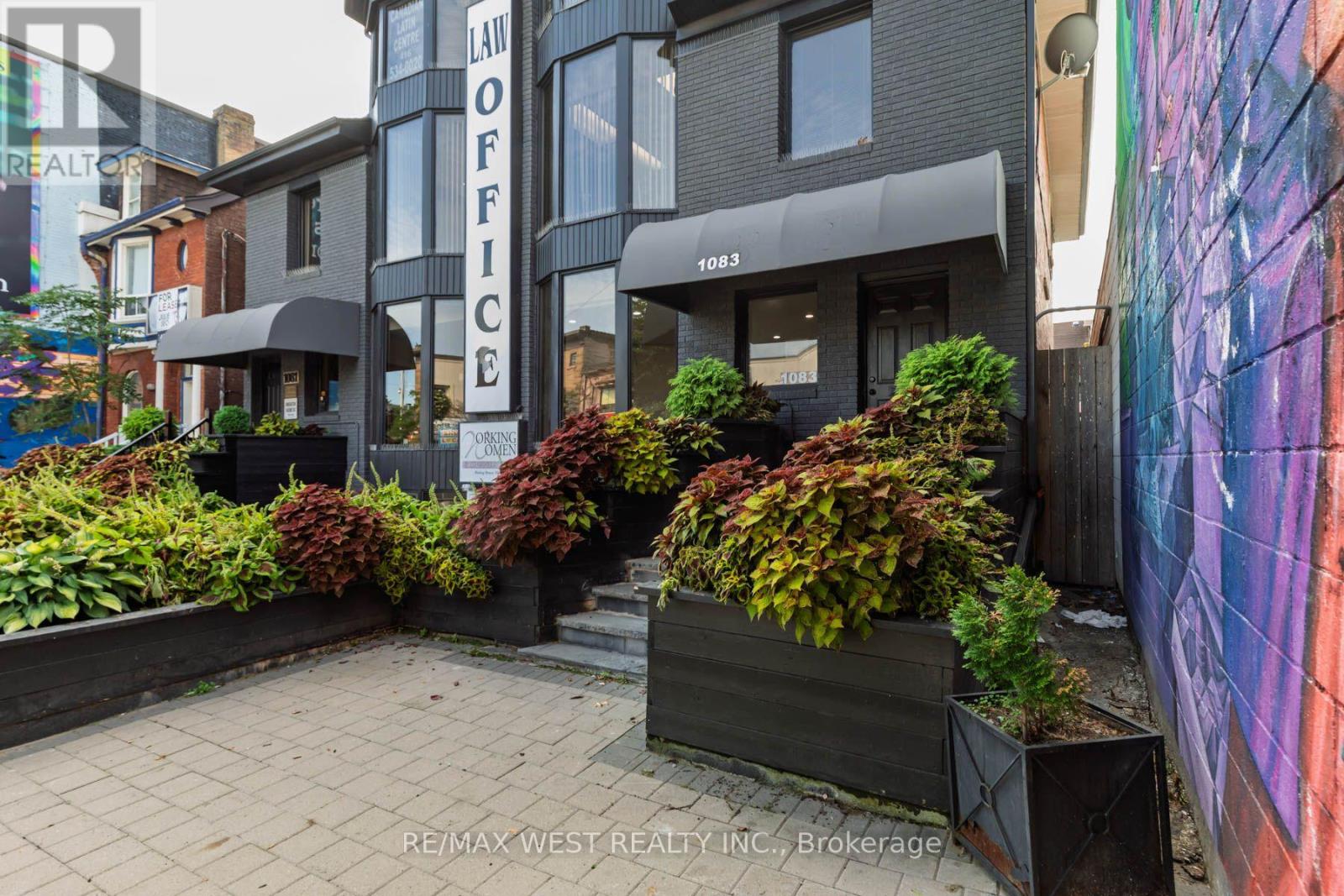 Main Floor - 1083 Bloor Street W, Toronto, Ontario  M6H 1M5 - Photo 32 - C13840192