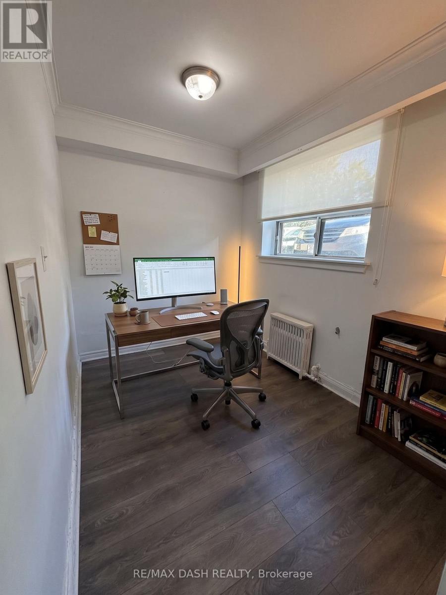 B1 - 50 Neptune Drive, Toronto, Ontario  M6A 1X1 - Photo 2 - C13840206
