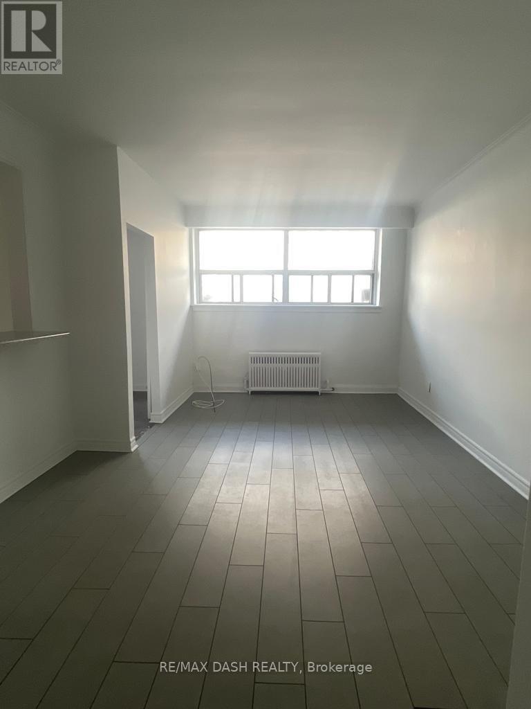 B1 - 50 Neptune Drive, Toronto, Ontario  M6A 1X1 - Photo 7 - C13840206