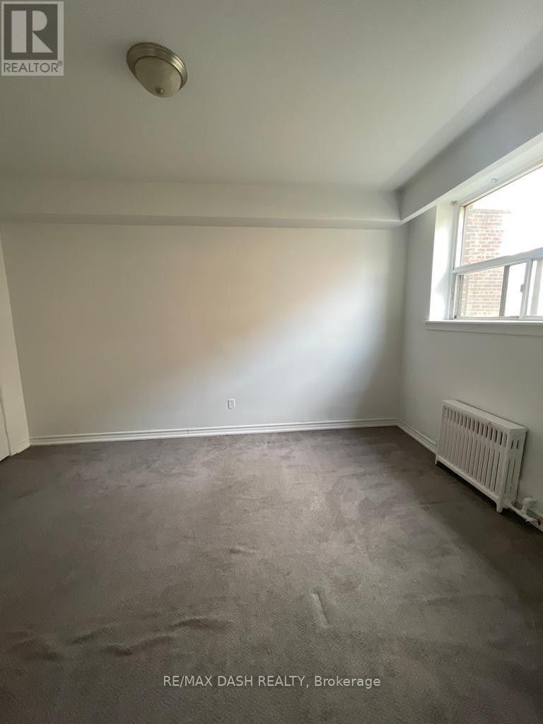 B1 - 50 Neptune Drive, Toronto, Ontario  M6A 1X1 - Photo 8 - C13840206