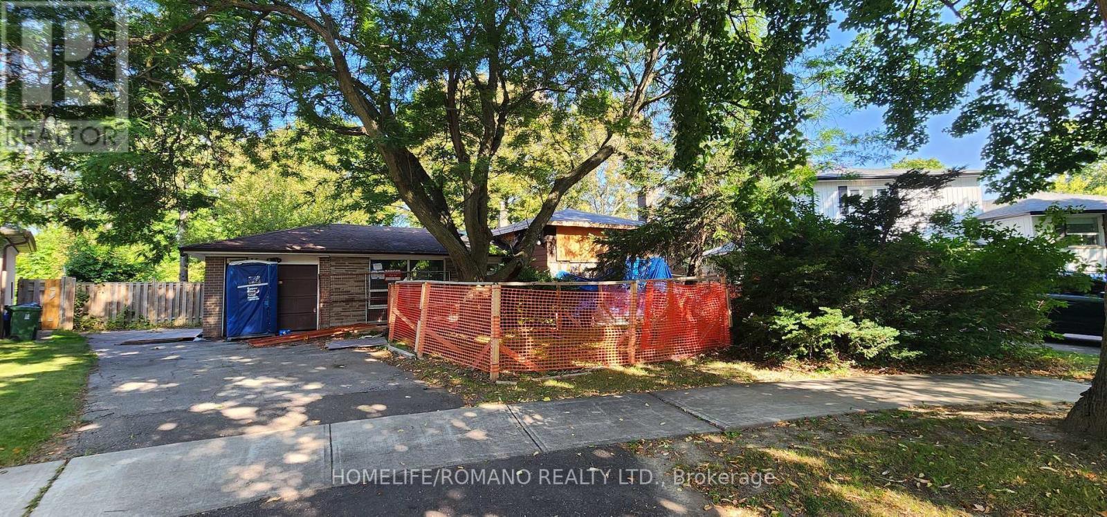 14 Threadneedle Crescent, Toronto, Ontario  M2H 1Z4 - Photo 11 - C13840234