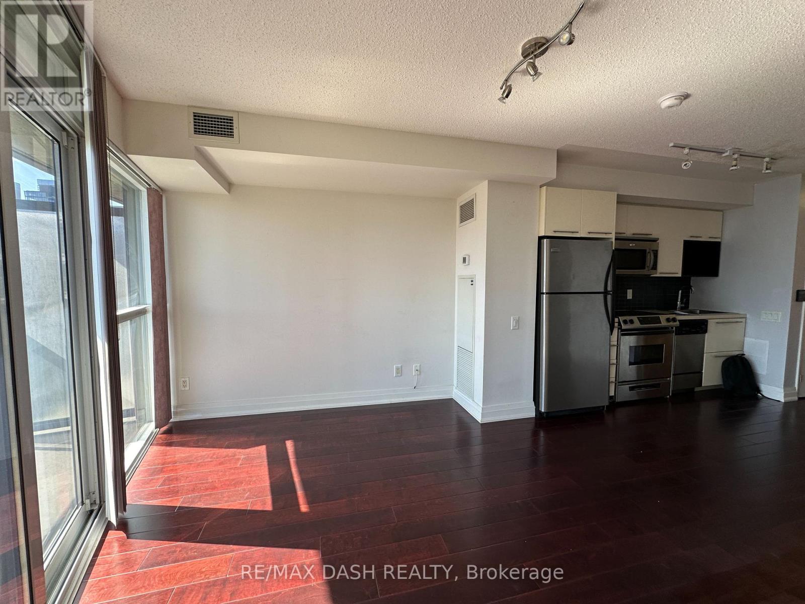 1008 - 21 Carlton Street, Toronto, Ontario  M5B 1L3 - Photo 7 - C13840284
