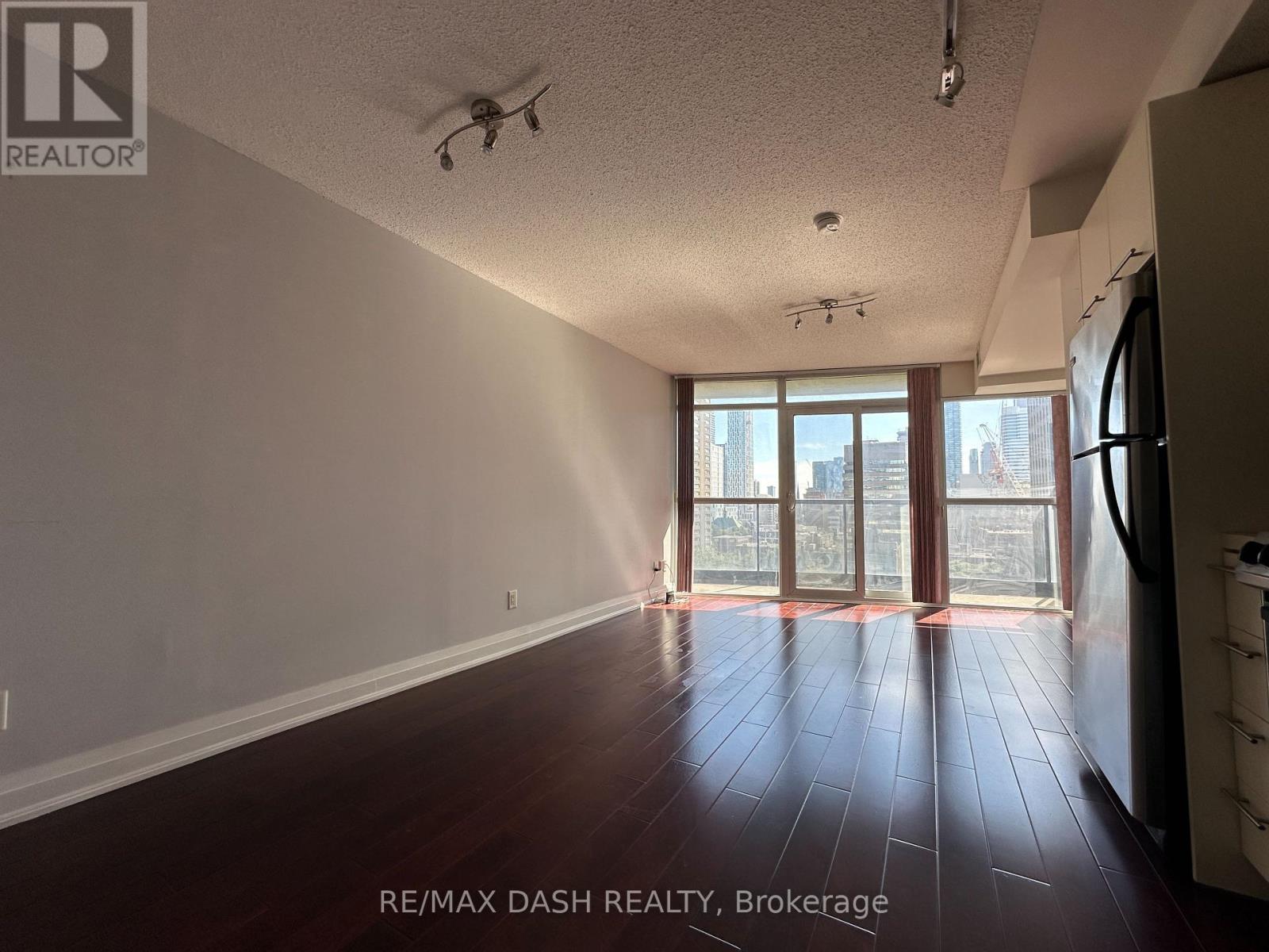 1008 - 21 Carlton Street, Toronto, Ontario  M5B 1L3 - Photo 8 - C13840284