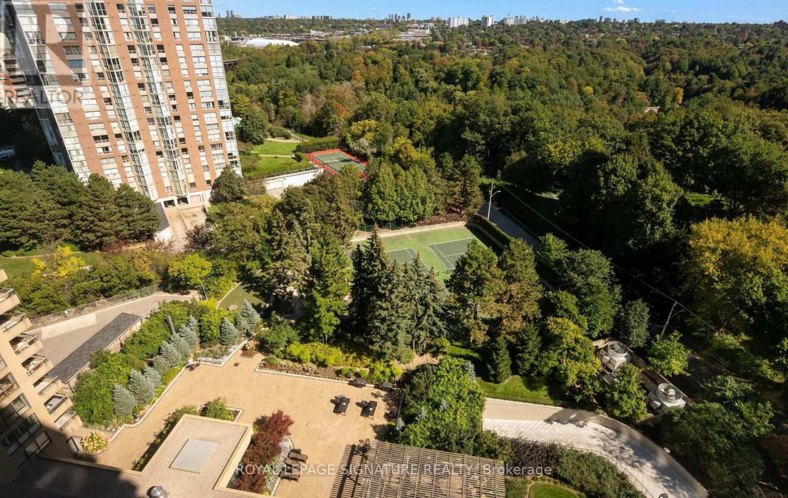 1704 - 1 Concorde Place, Toronto, Ontario  M3C 3K6 - Photo 11 - C13840376
