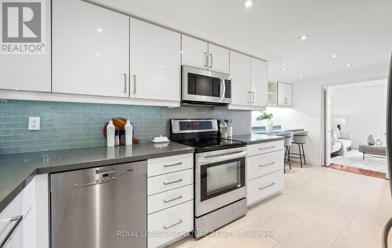 1704 - 1 Concorde Place, Toronto, Ontario  M3C 3K6 - Photo 21 - C13840376