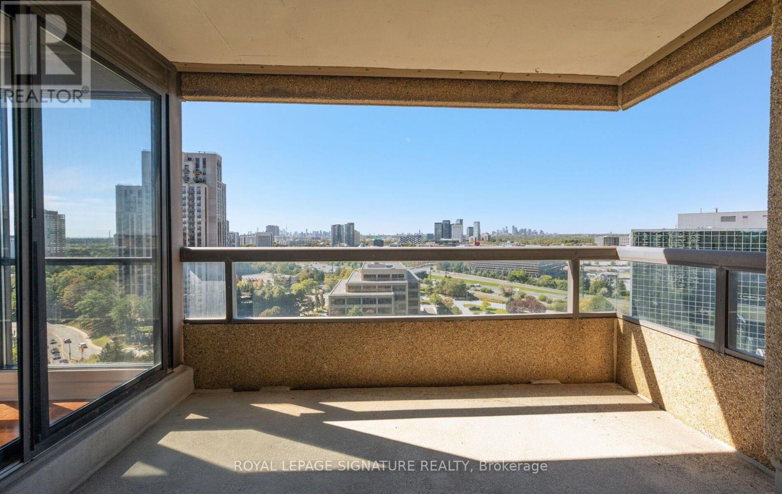 1704 - 1 Concorde Place, Toronto, Ontario  M3C 3K6 - Photo 28 - C13840376