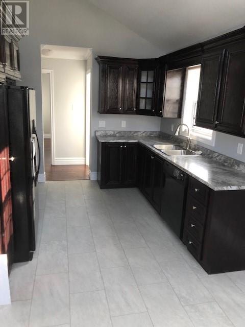 35 Treetop Drive, St.John's — photo 10