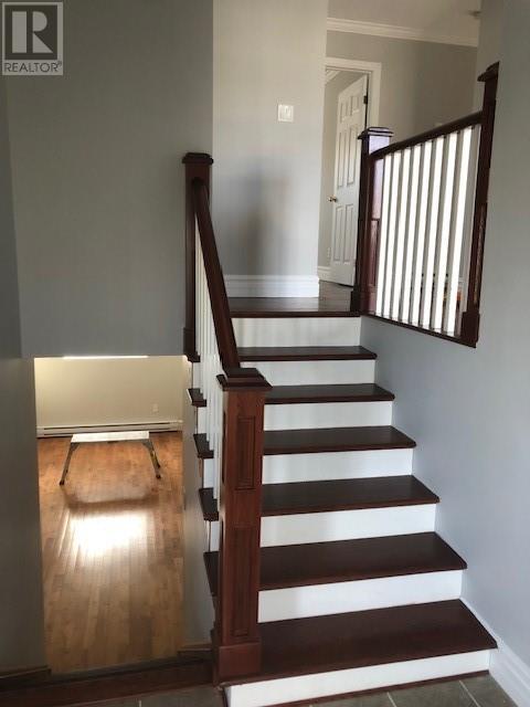 35 Treetop Drive, St.John's — photo 7