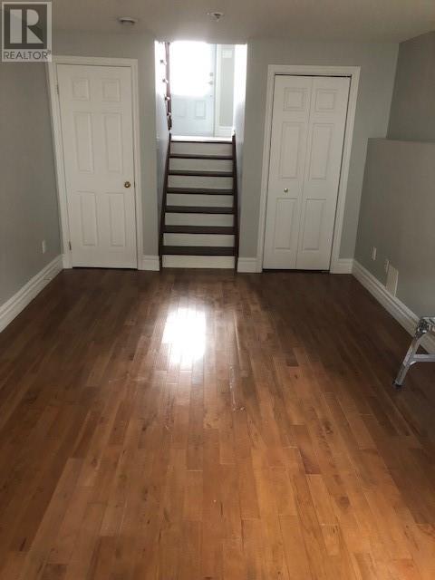 35 Treetop Drive, St.John's — photo 8