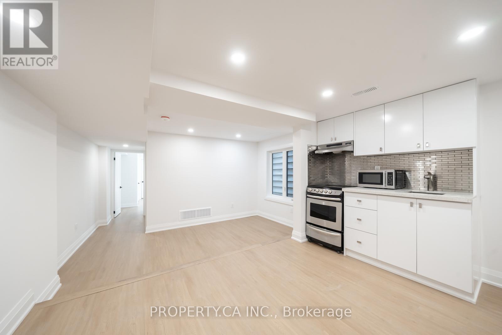 Lower - 344 Highfield Road, Toronto, Ontario  M4L 2V5 - Photo 4 - E13840158