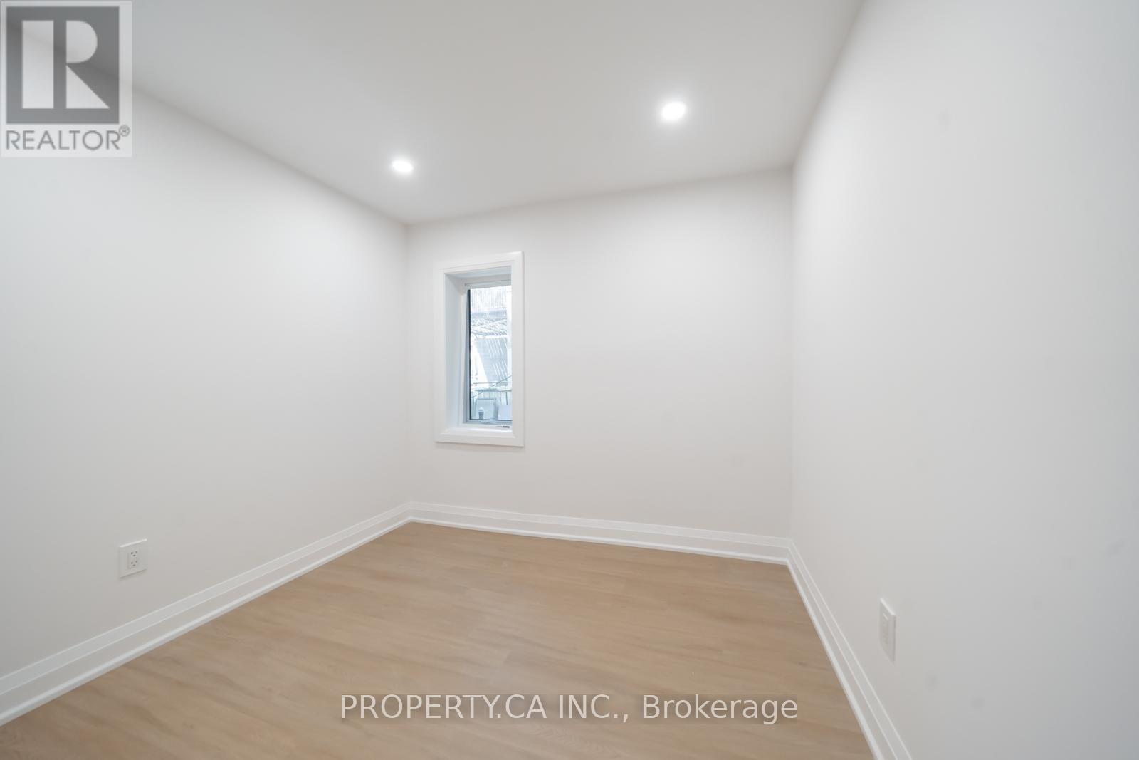 Lower - 344 Highfield Road, Toronto, Ontario  M4L 2V5 - Photo 8 - E13840158