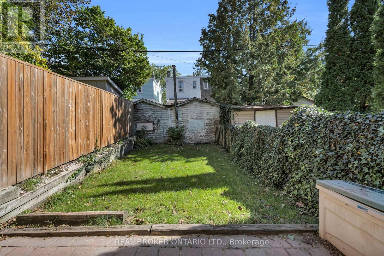 23 Aldridge Avenue, Toronto, Ontario  M4C 3W3 - Photo 32 - E13840202