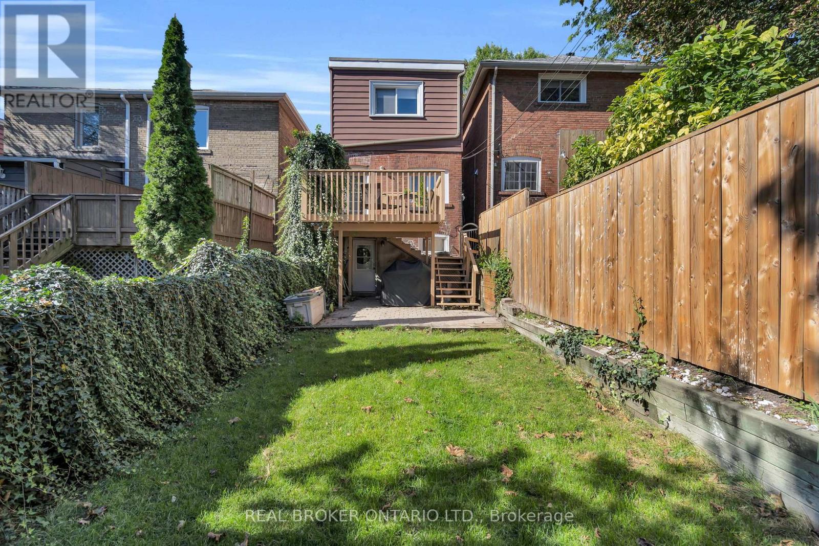 23 Aldridge Avenue, Toronto, Ontario  M4C 3W3 - Photo 33 - E13840202