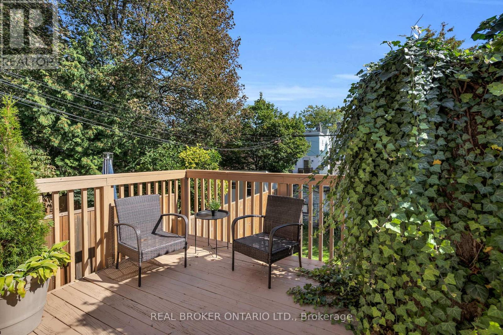 23 Aldridge Avenue, Toronto, Ontario  M4C 3W3 - Photo 35 - E13840202