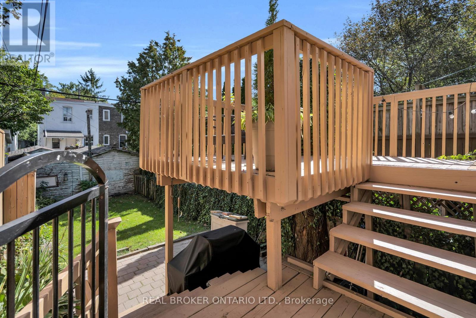 23 Aldridge Avenue, Toronto, Ontario  M4C 3W3 - Photo 37 - E13840202