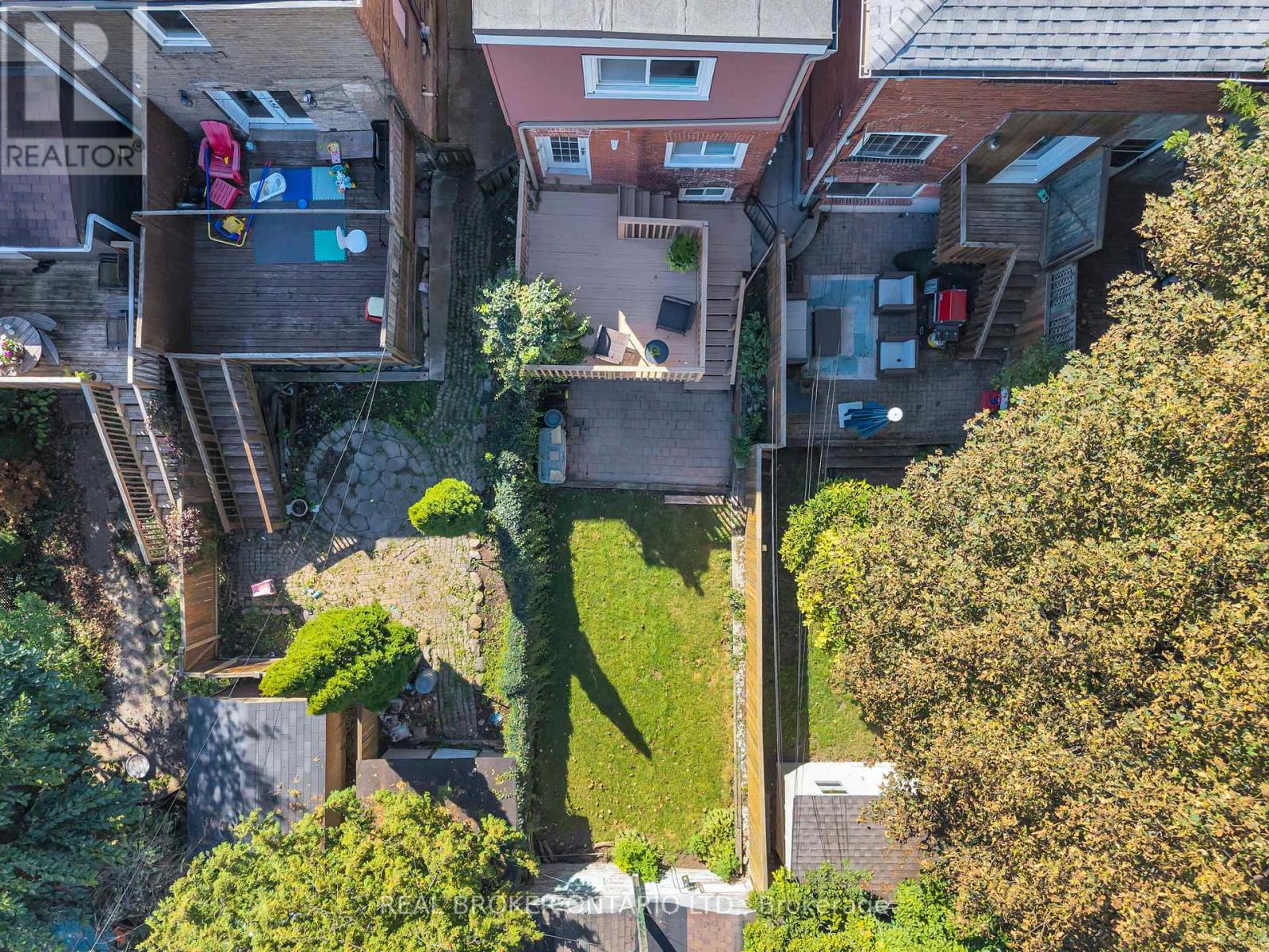 23 Aldridge Avenue, Toronto, Ontario  M4C 3W3 - Photo 38 - E13840202