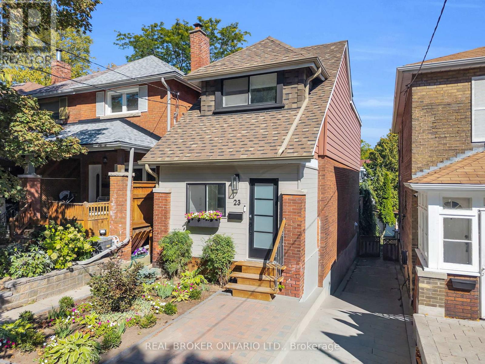 23 Aldridge Avenue, Toronto, Ontario  M4C 3W3 - Photo 43 - E13840202