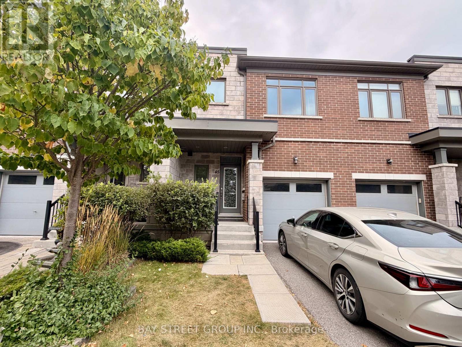 45 LONGSHORE WAY