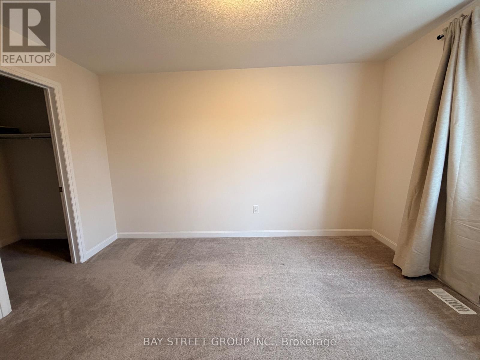 45 Longshore Way, Whitby, Ontario  L1N 0M1 - Photo 16 - E13840326